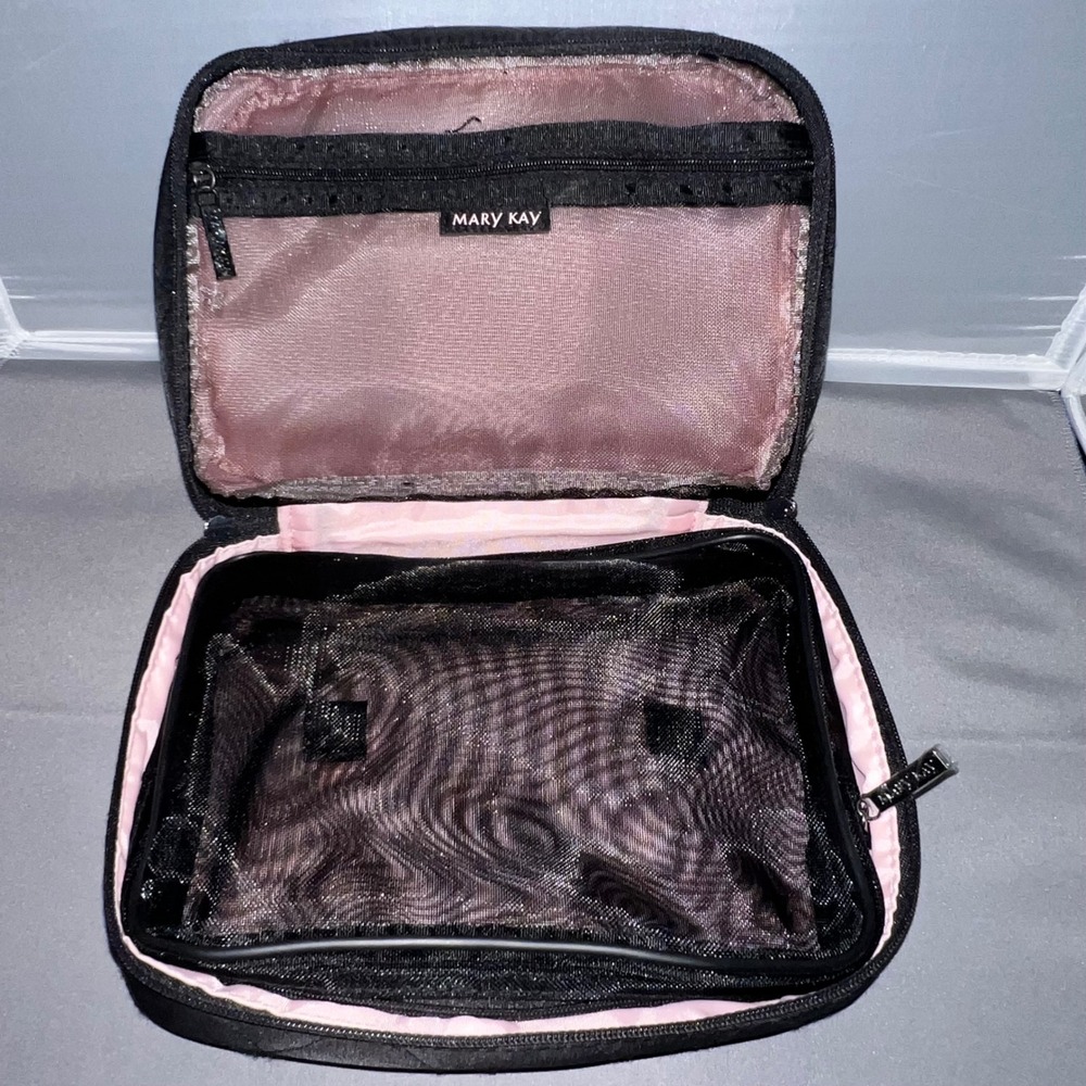 Mary Kay Black Quilted Travel Cosmetic Bag Makeup Organizer with Pouch